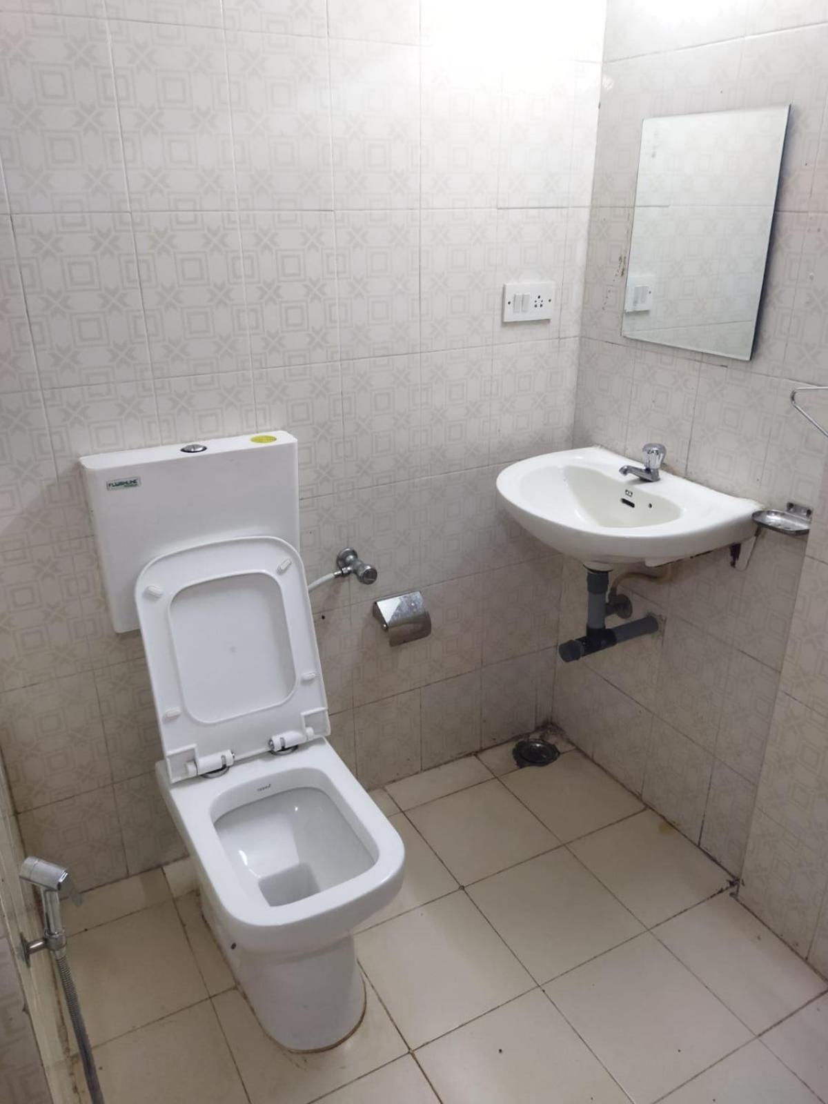 Hotel Laxmi Residency ロナバラ エクステリア 写真