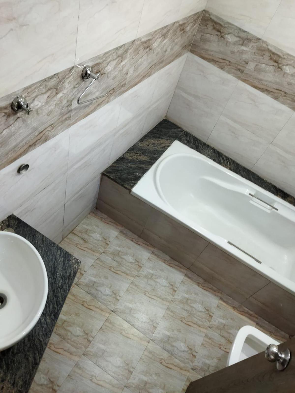 Hotel Laxmi Residency ロナバラ エクステリア 写真