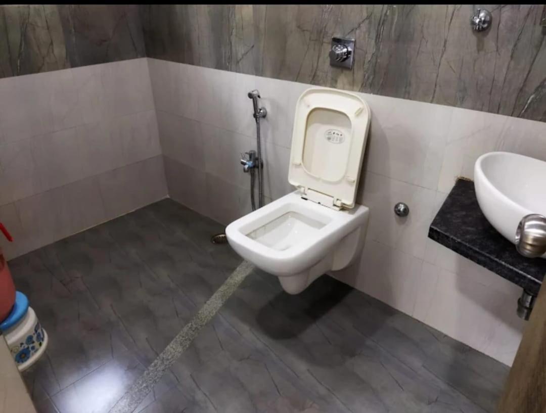 Hotel Laxmi Residency ロナバラ エクステリア 写真